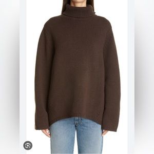 Toteme Brown sweater
